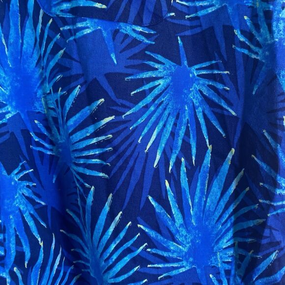 Vineyard Vines  Shirt Men 2XL Blue Floral Leaves Tropical Hawaiian Short Sleeve - Picture 3 of 11